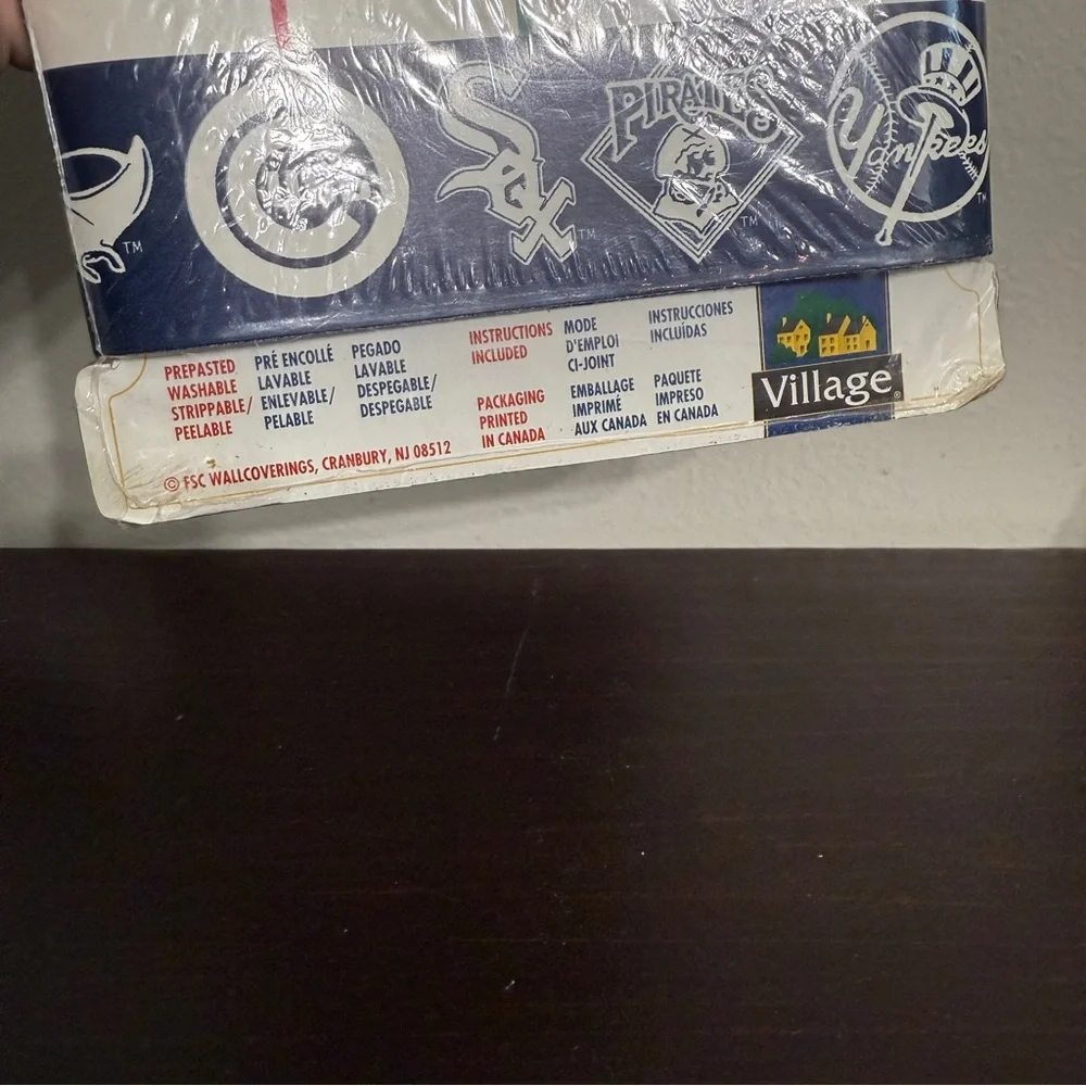 MLB Wallpaper Border Pre-pasted Washable Village Baseball Sports Man Cave NEW